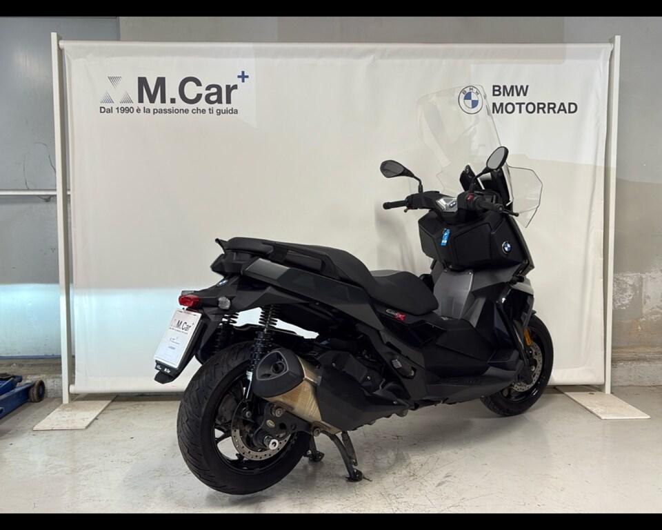 C 400 X