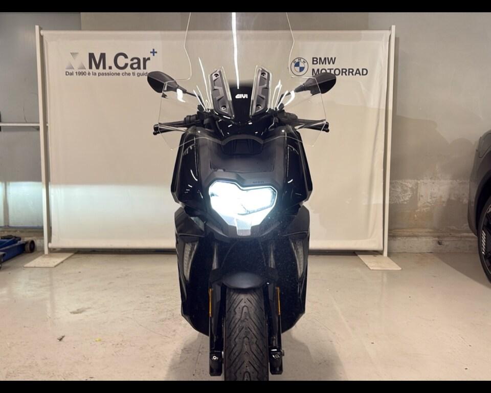 C 400 X