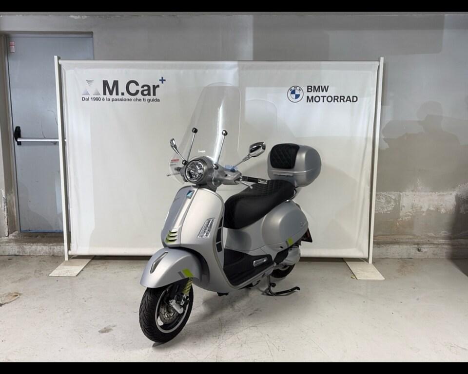 VESPA GTS 300