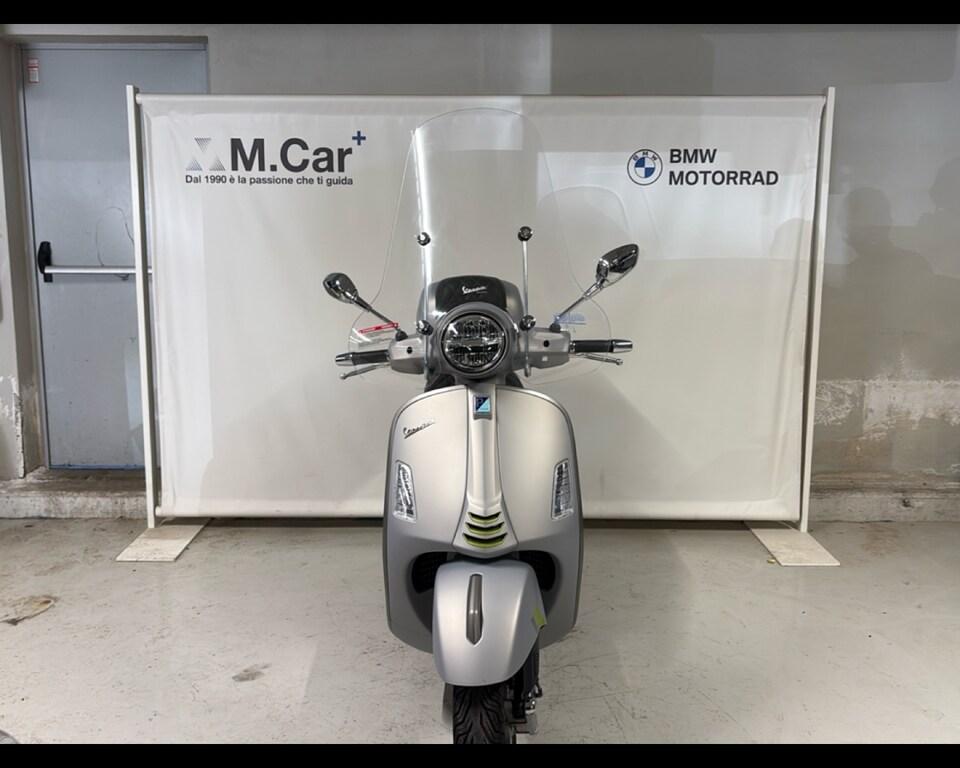 VESPA GTS 300
