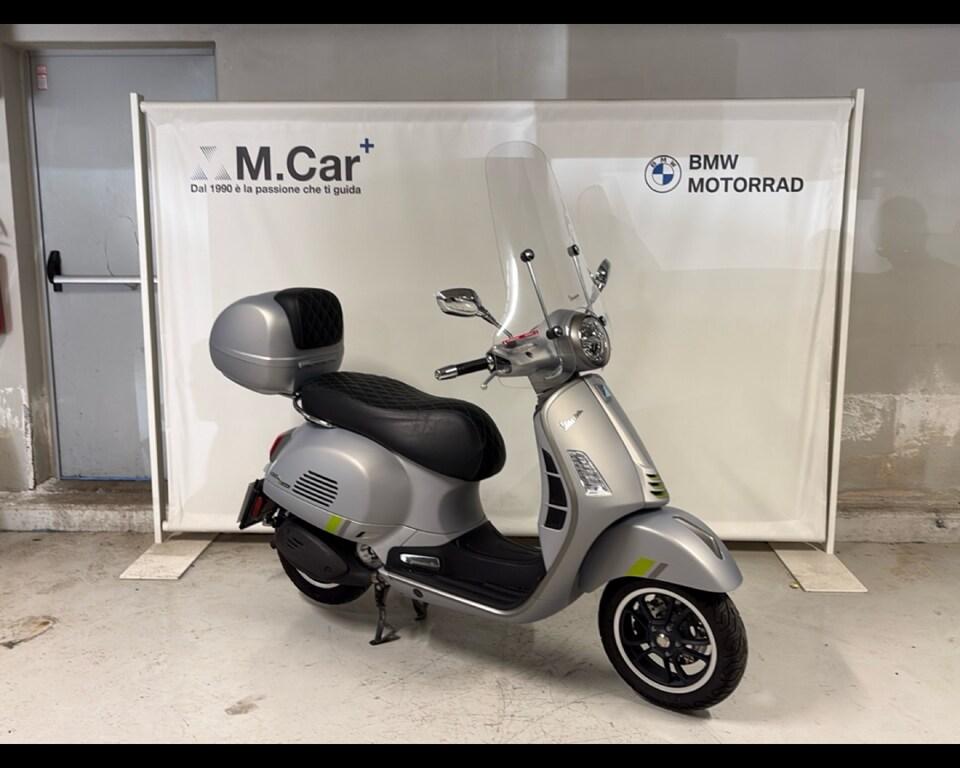 VESPA GTS 300