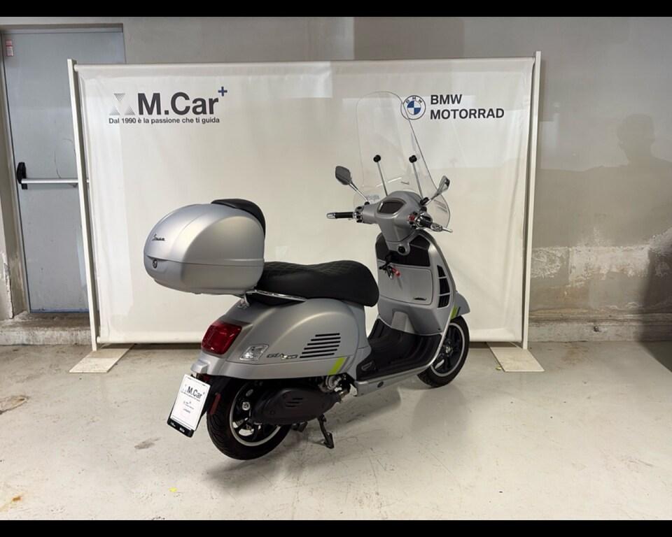 VESPA GTS 300