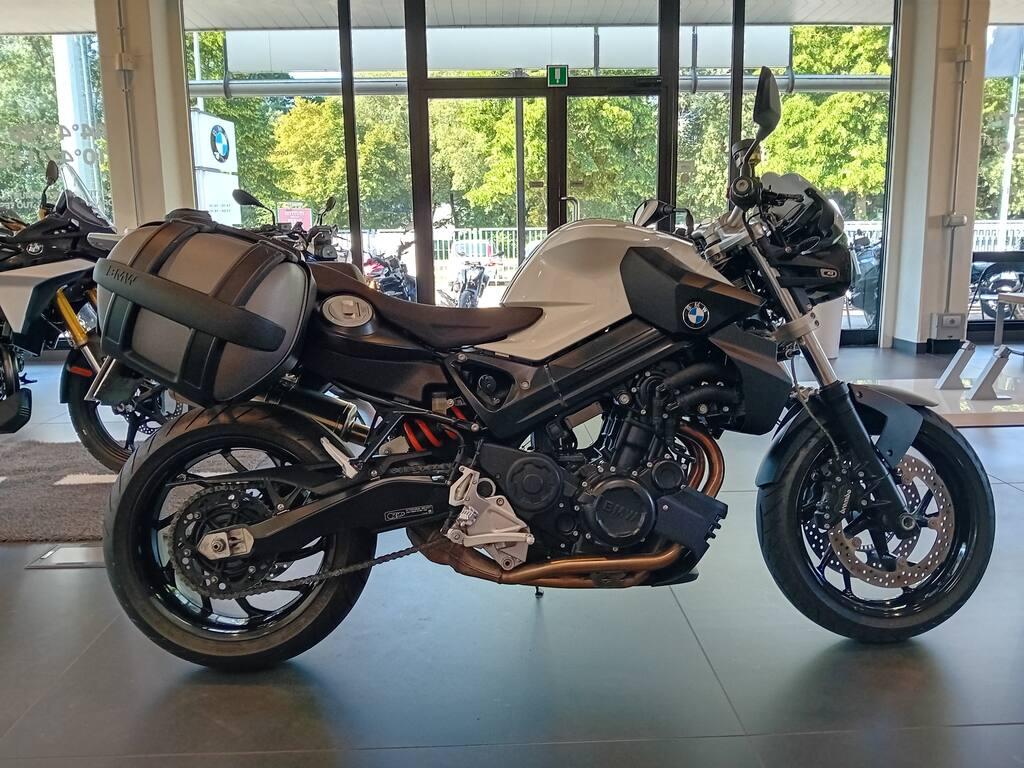 F 800 R