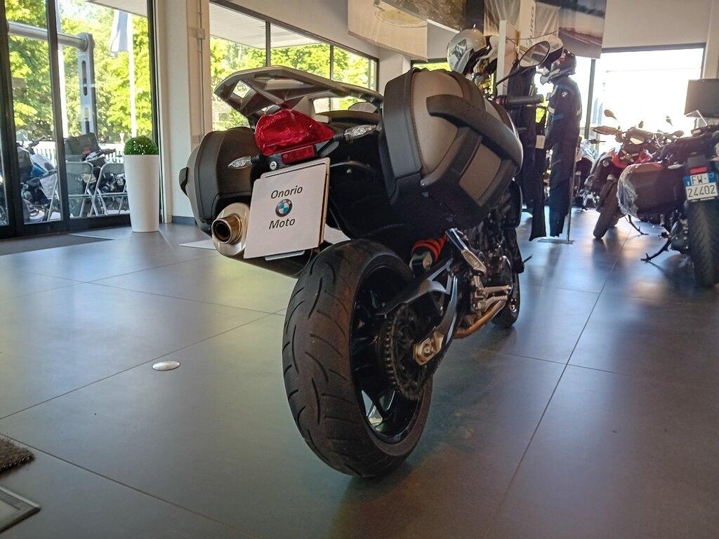 F 800 R