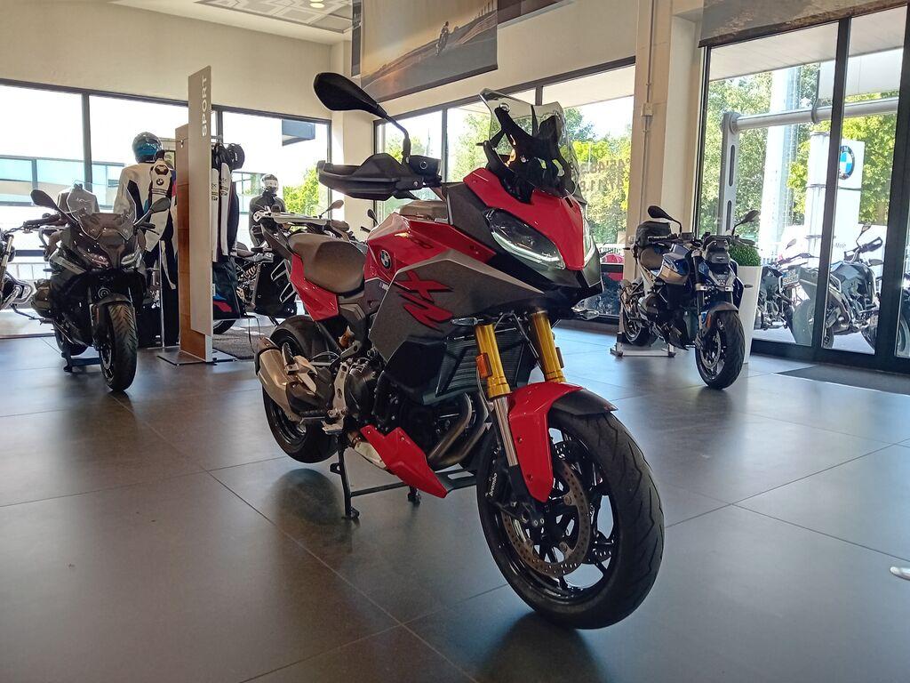 F 900 XR