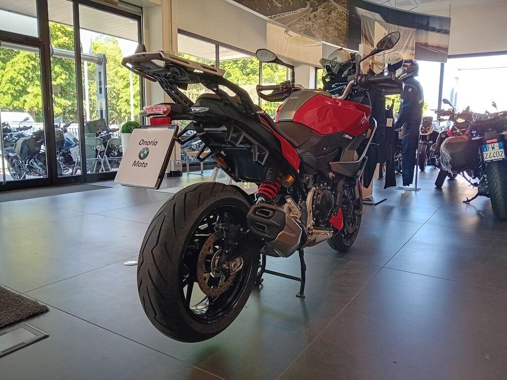 F 900 XR