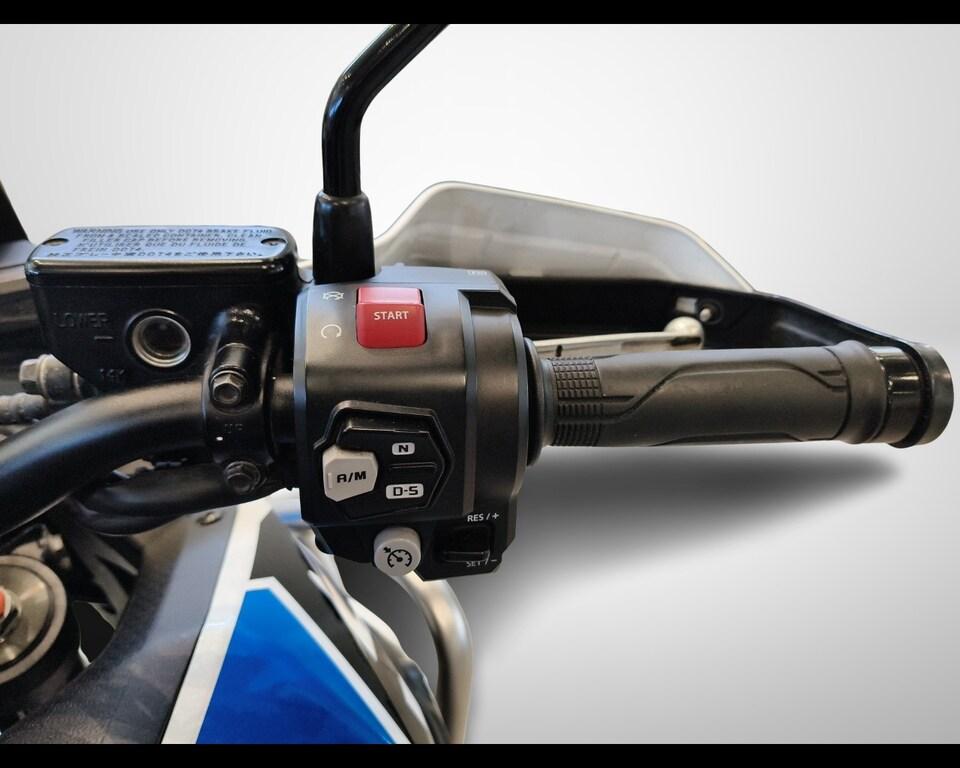 AFRICA TWIN 1100