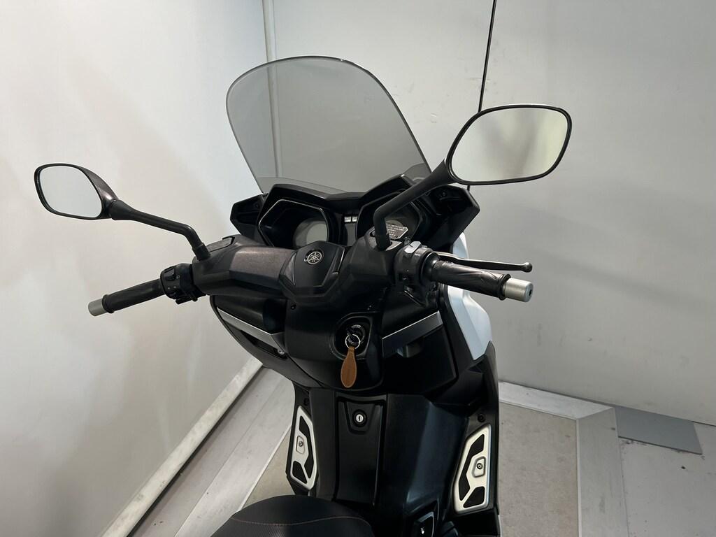 X-MAX 250