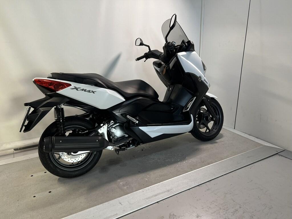 X-MAX 250