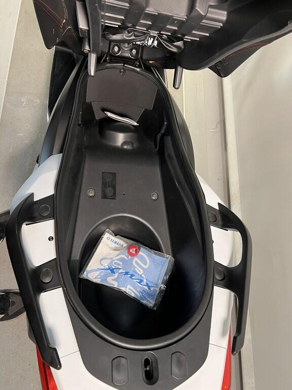 X-MAX 250