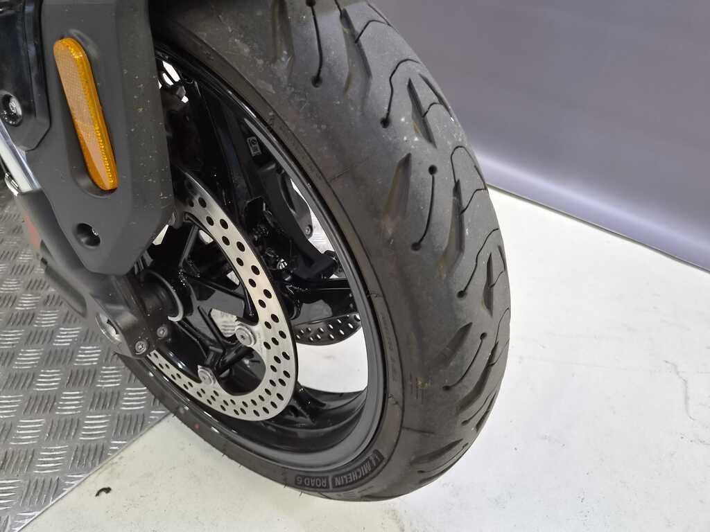 R 1300 RS