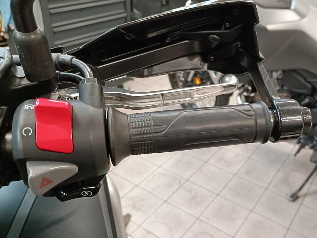 CB 500 X