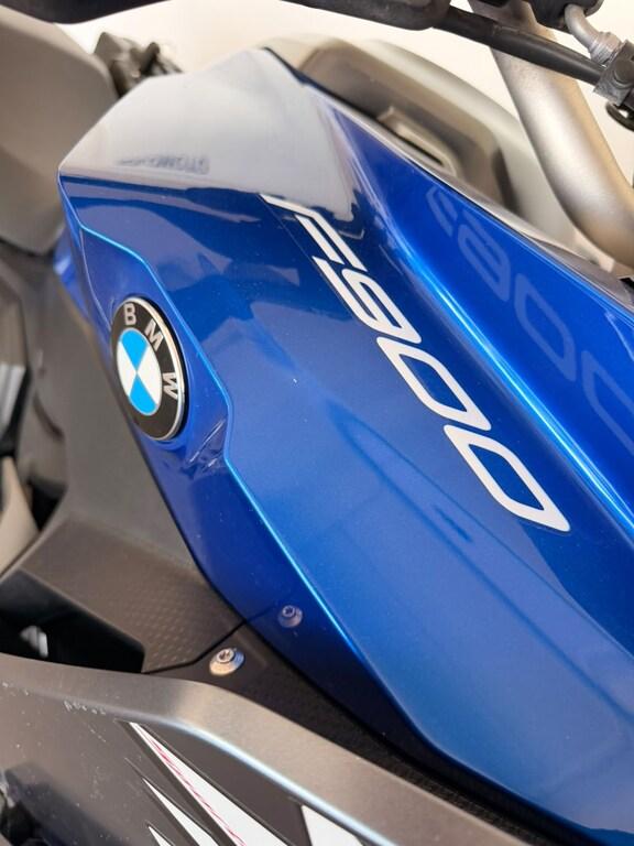 F 900 XR