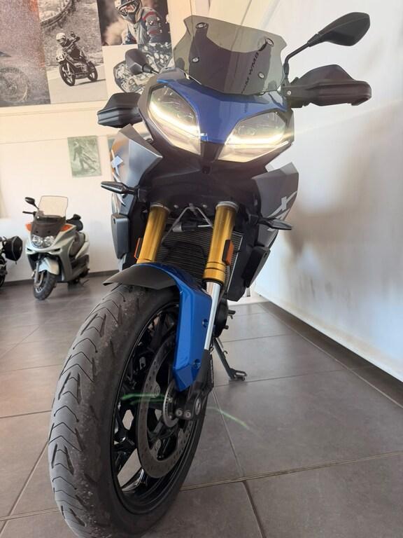 F 900 XR