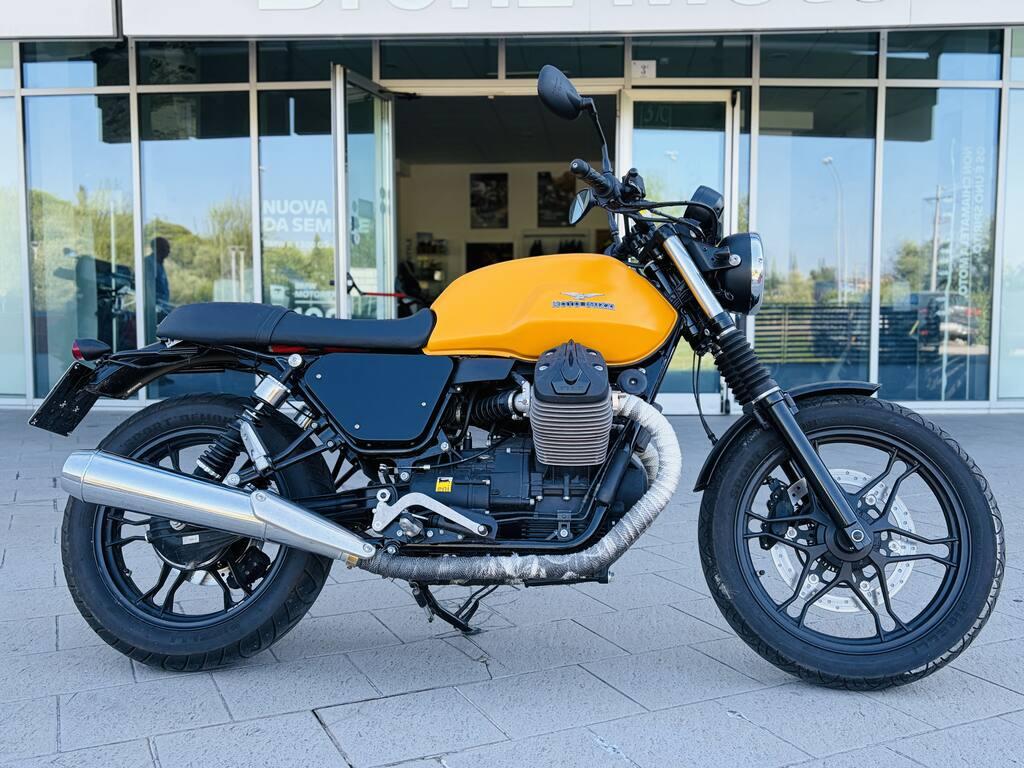 V7 II 750