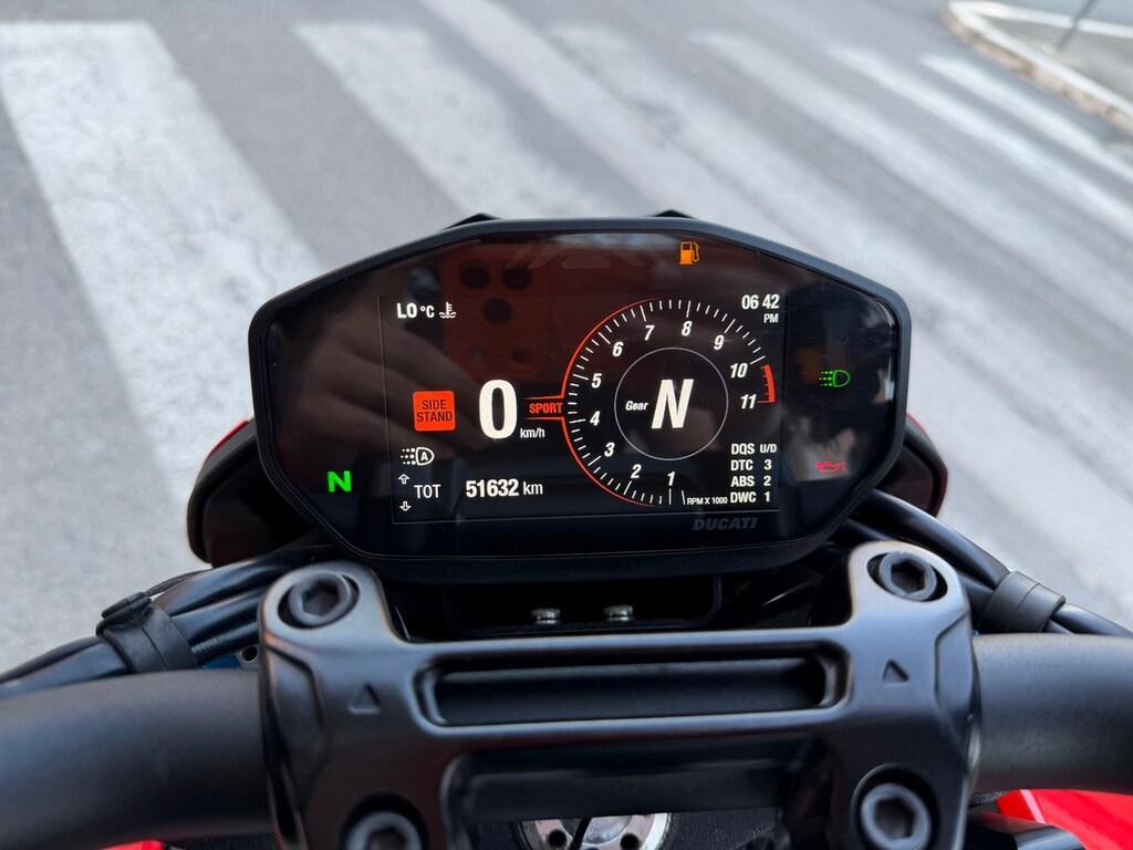 HYPERMOTARD 950