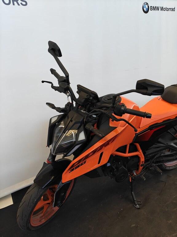 390 DUKE