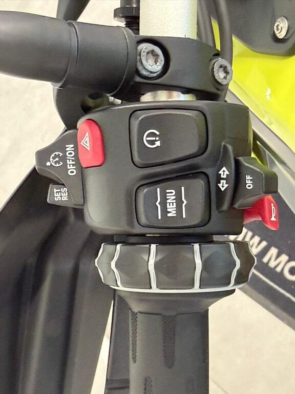 F 900 GS