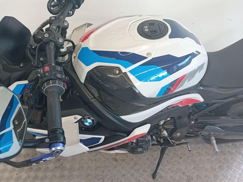 M 1000 R