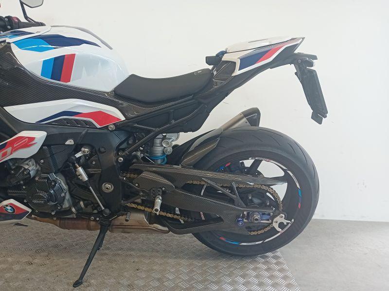 M 1000 R