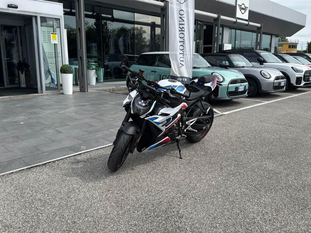 M 1000 R