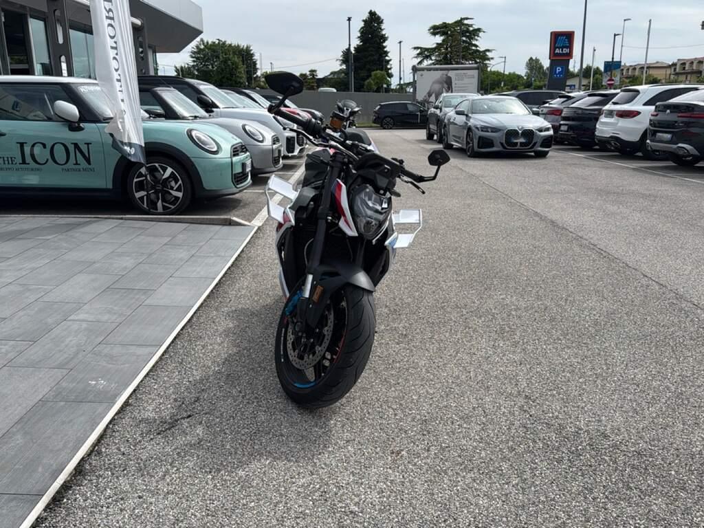 M 1000 R