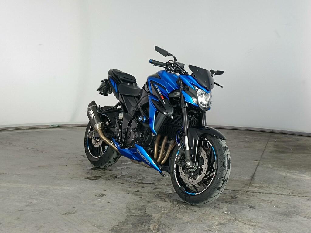 GSX-S 750