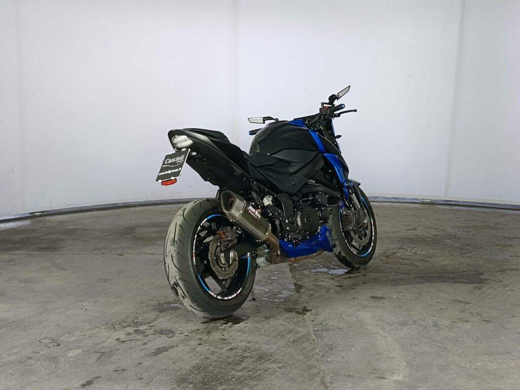 GSX-S 750