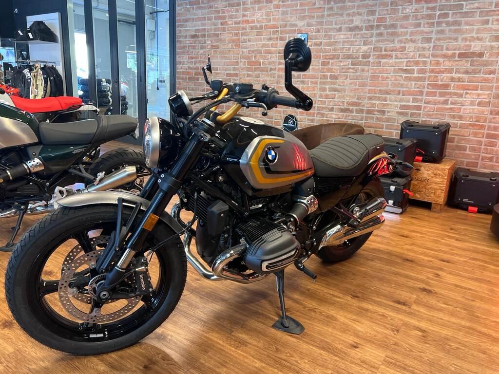 R 12