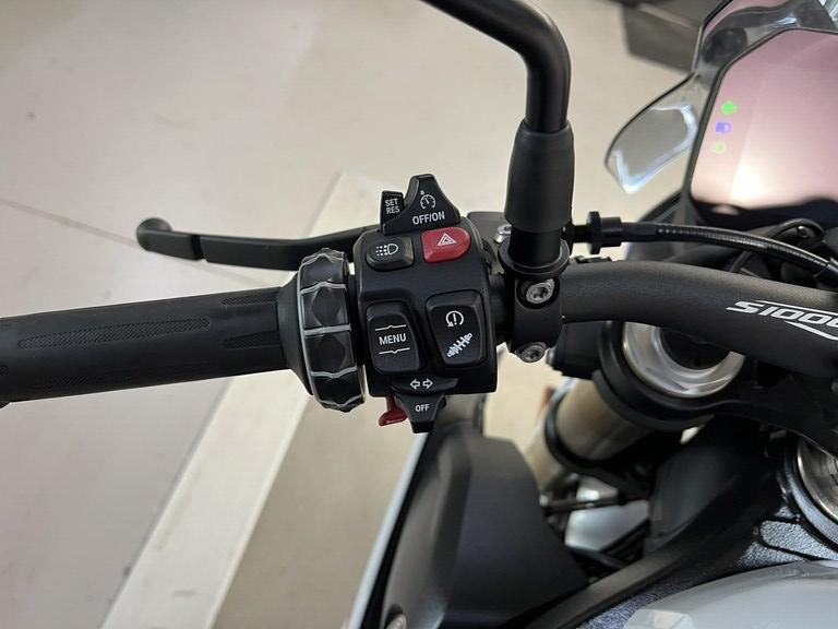 S 1000 R