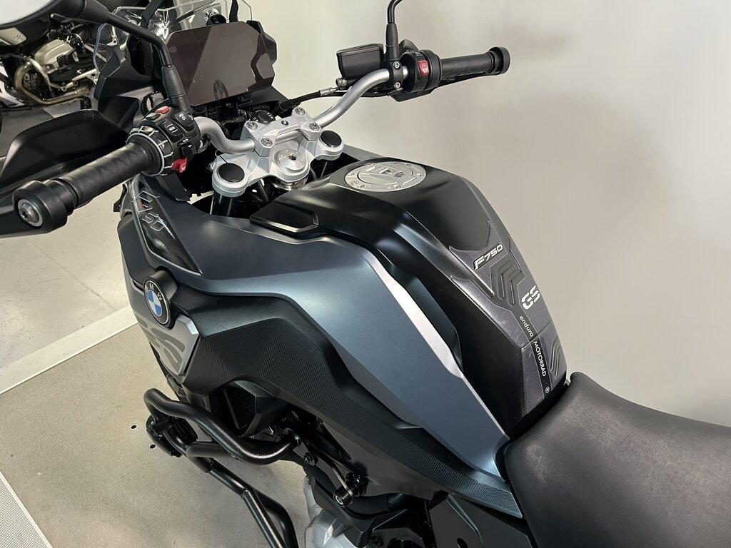 F 750 GS
