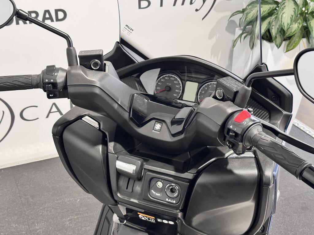 BURGMAN 400