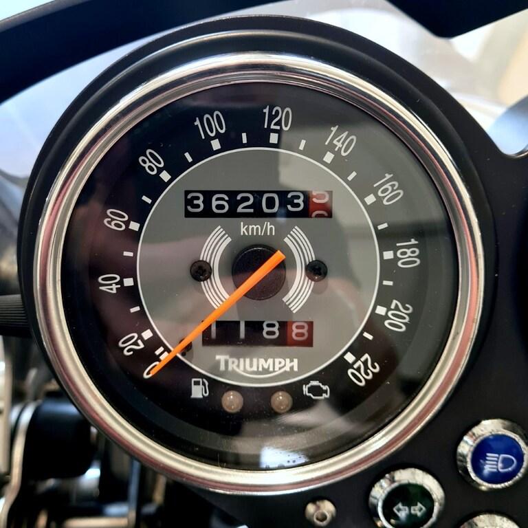 BONNEVILLE 865