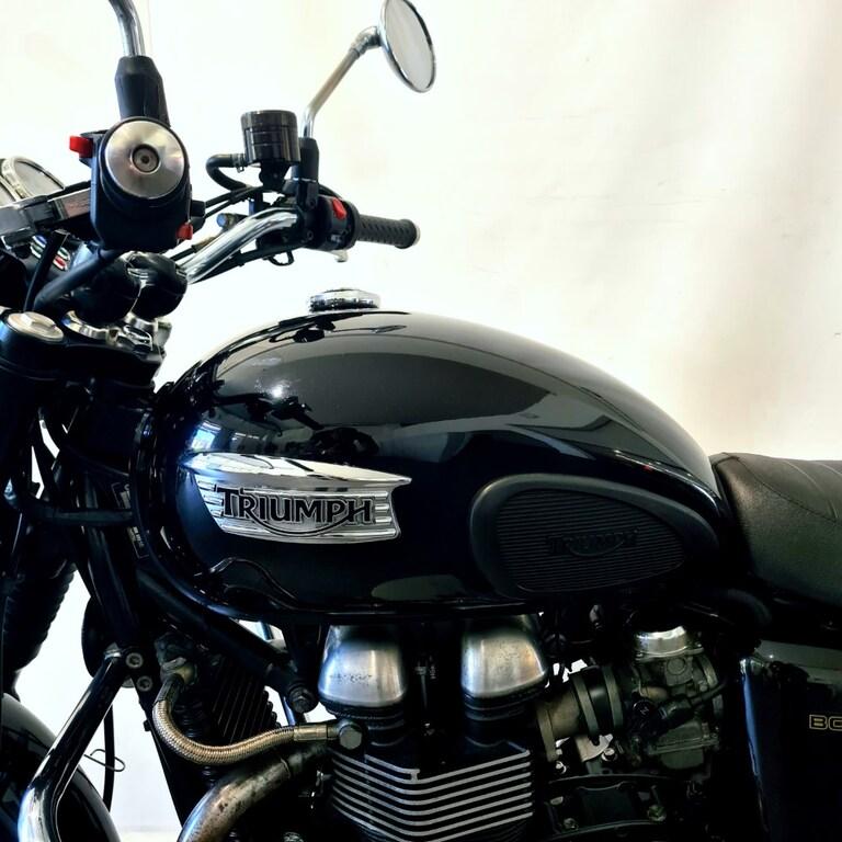 BONNEVILLE 865