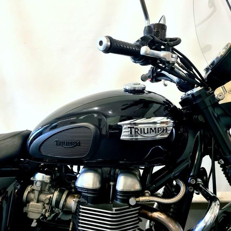 BONNEVILLE 865