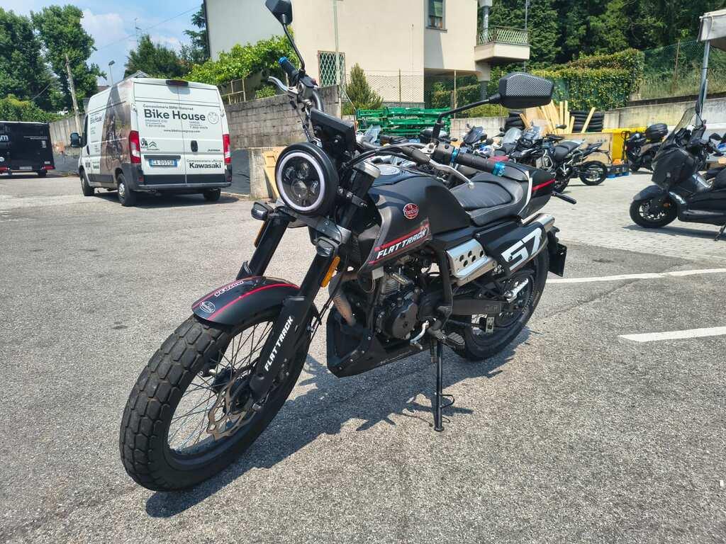 FLAT 125