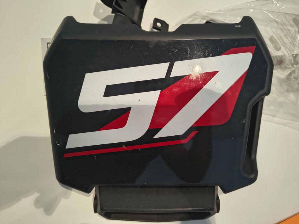 FLAT 125