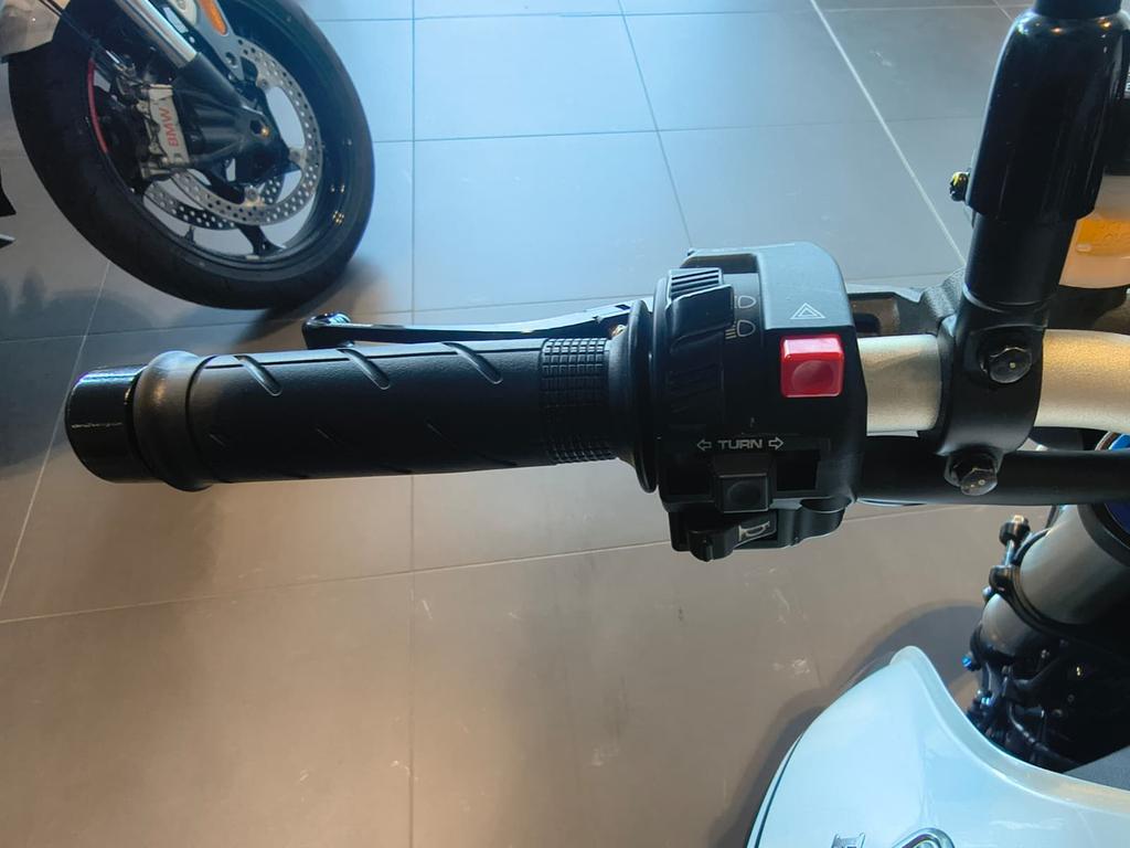 CB 1000 R