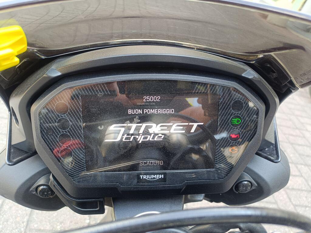 STREET TRIPLE 765