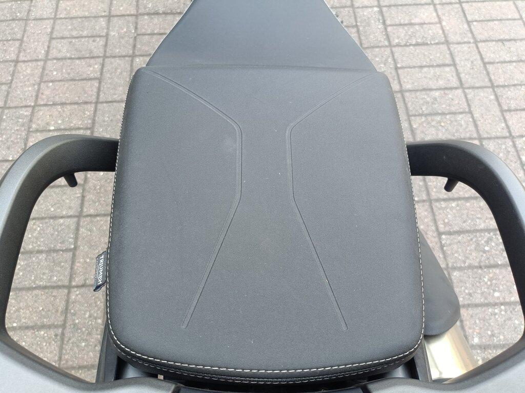TIGER 900