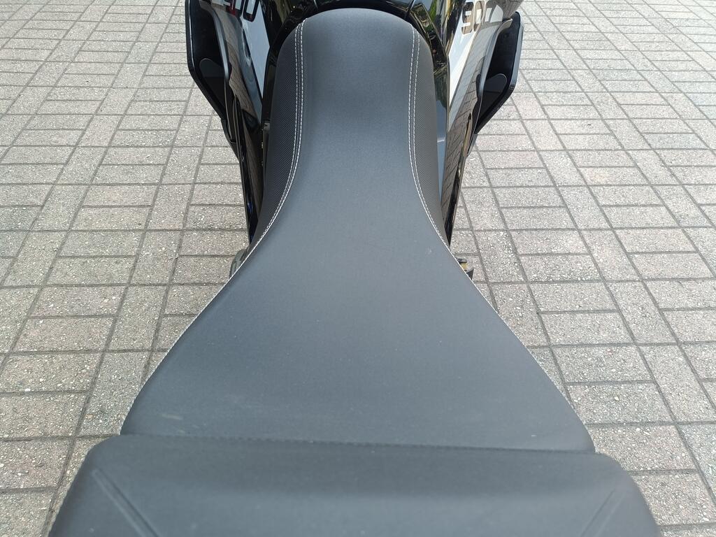 TIGER 900