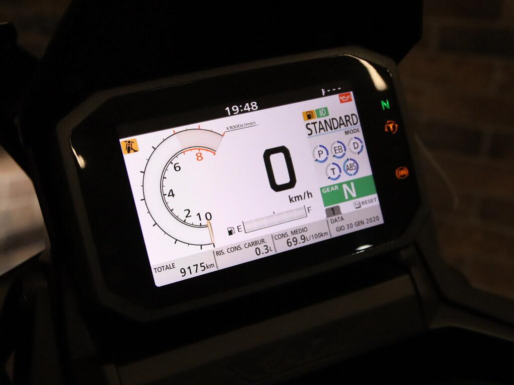 X-ADV 750