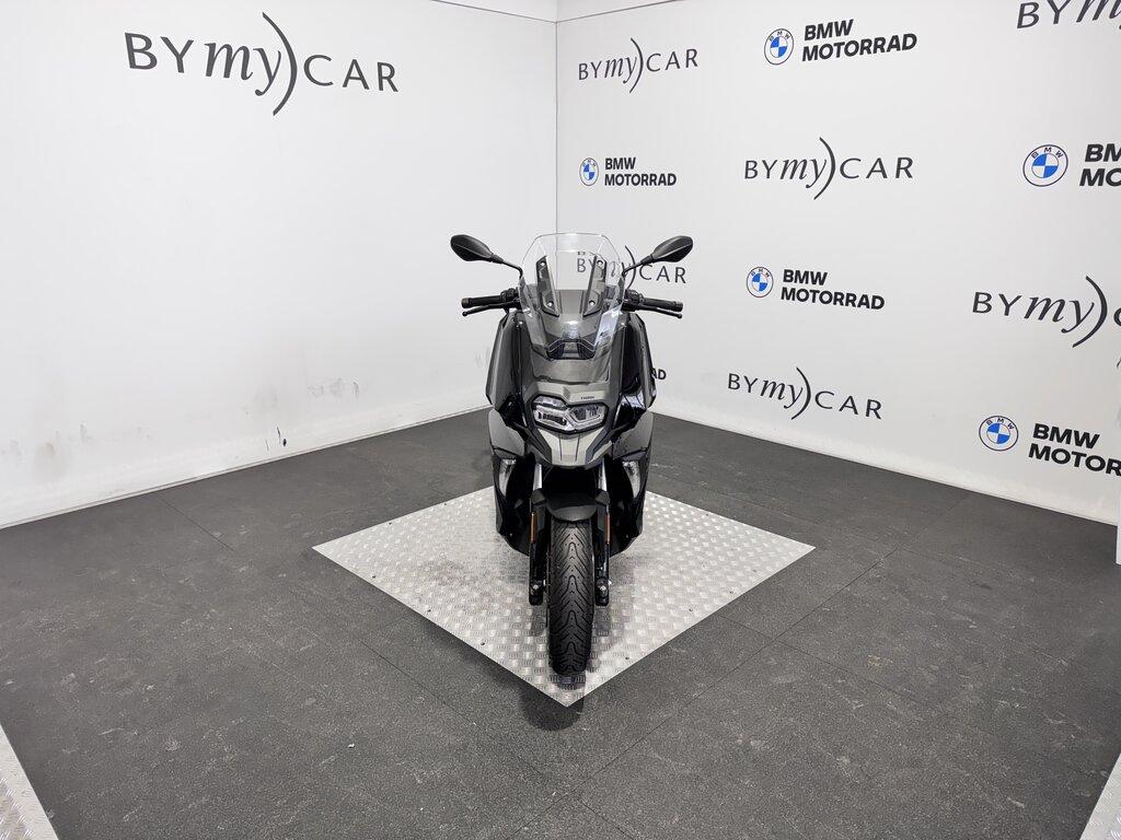 C 400 X