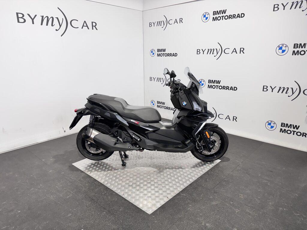 C 400 X