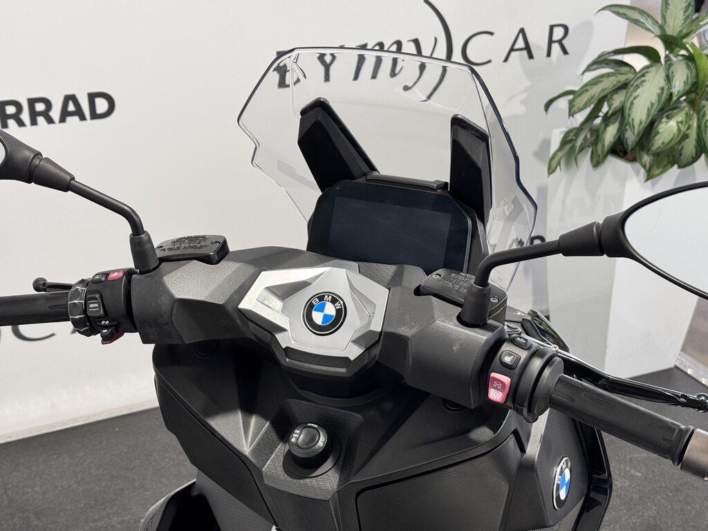 C 400 X