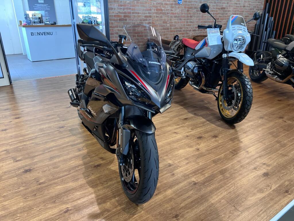 NINJA 1100 SX