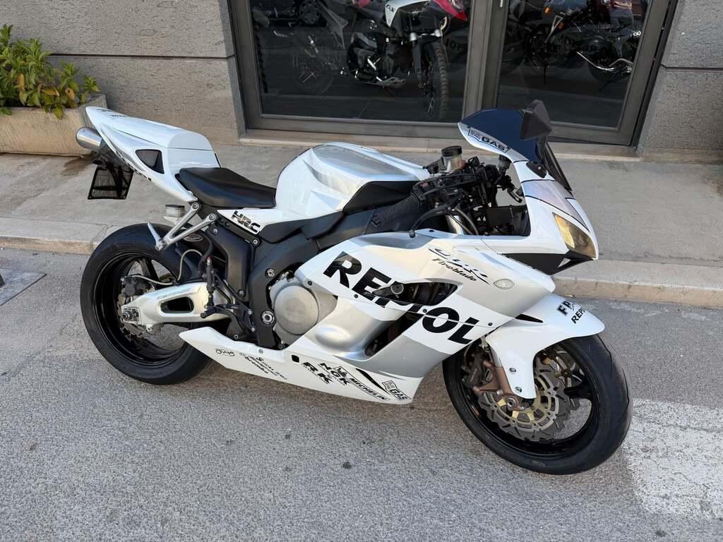 CBR 1000 RR