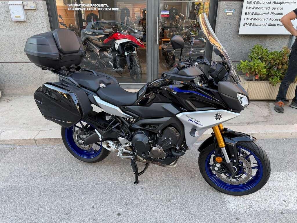 TRACER 900