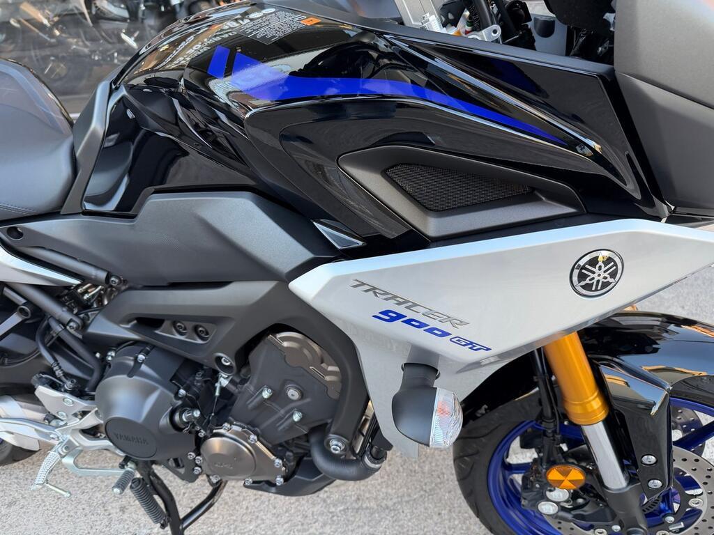 TRACER 900