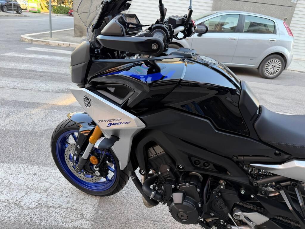 TRACER 900